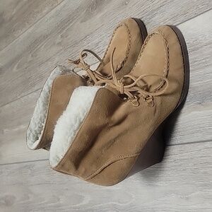 Michael Kors Tan Suede Wendi Wedge Bootie Size 7 1/2